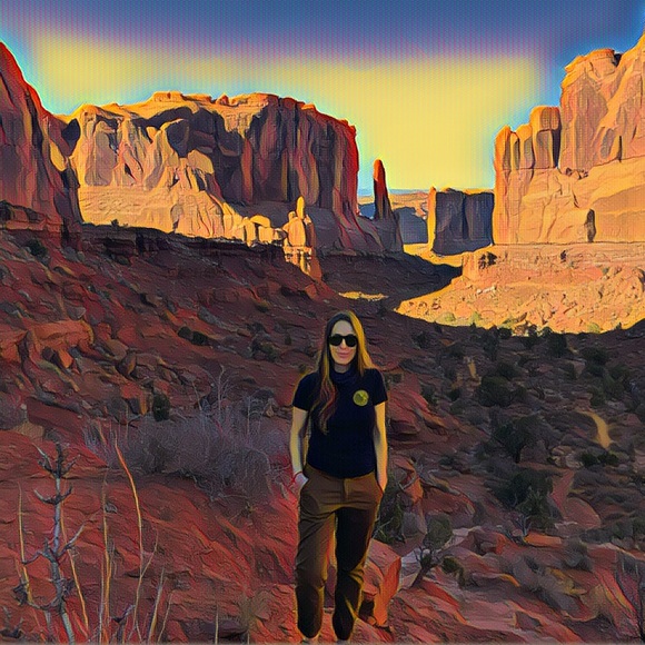 Meet your Posher, Sharlee - Picture 1 of 1